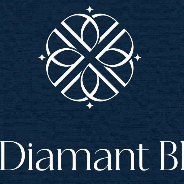 D’. Diamant Bleu Long Biên Biên