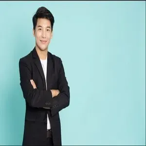 Justin Lê